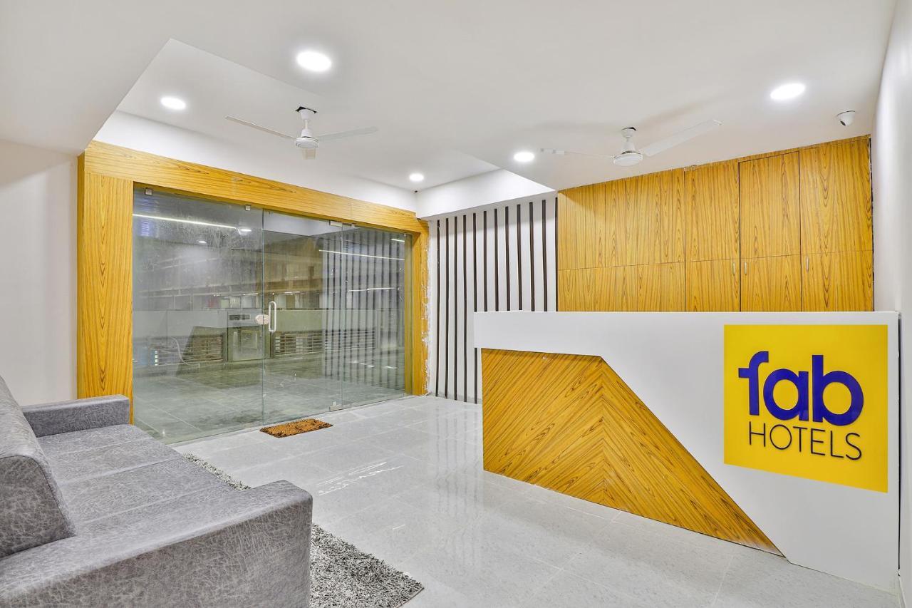 Fabhotel Parkland A Ahmadabad Zewnętrze zdjęcie