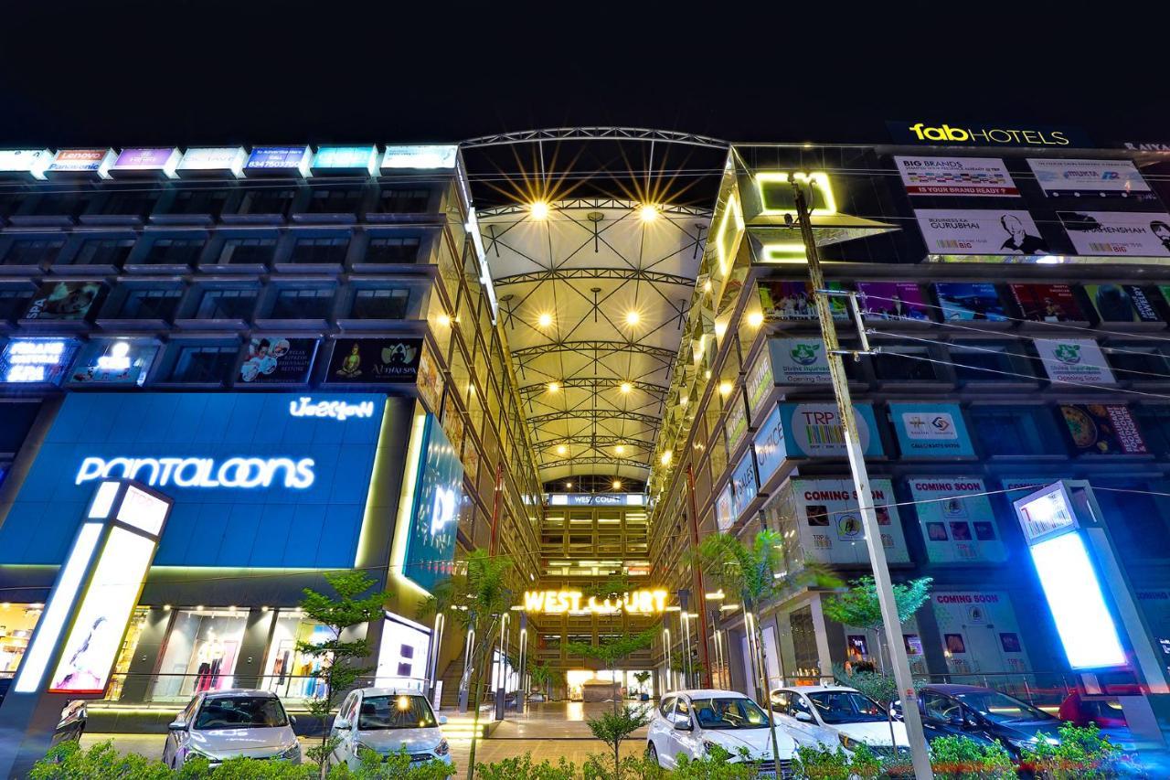 Fabhotel Parkland A Ahmadabad Zewnętrze zdjęcie