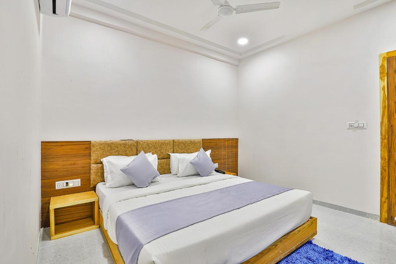 Fabhotel Parkland A Ahmadabad Zewnętrze zdjęcie