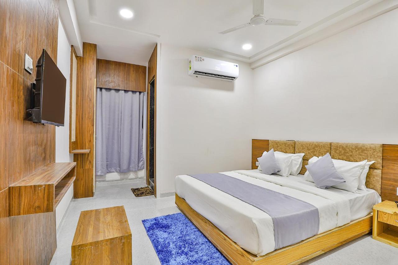 Fabhotel Parkland A Ahmadabad Zewnętrze zdjęcie