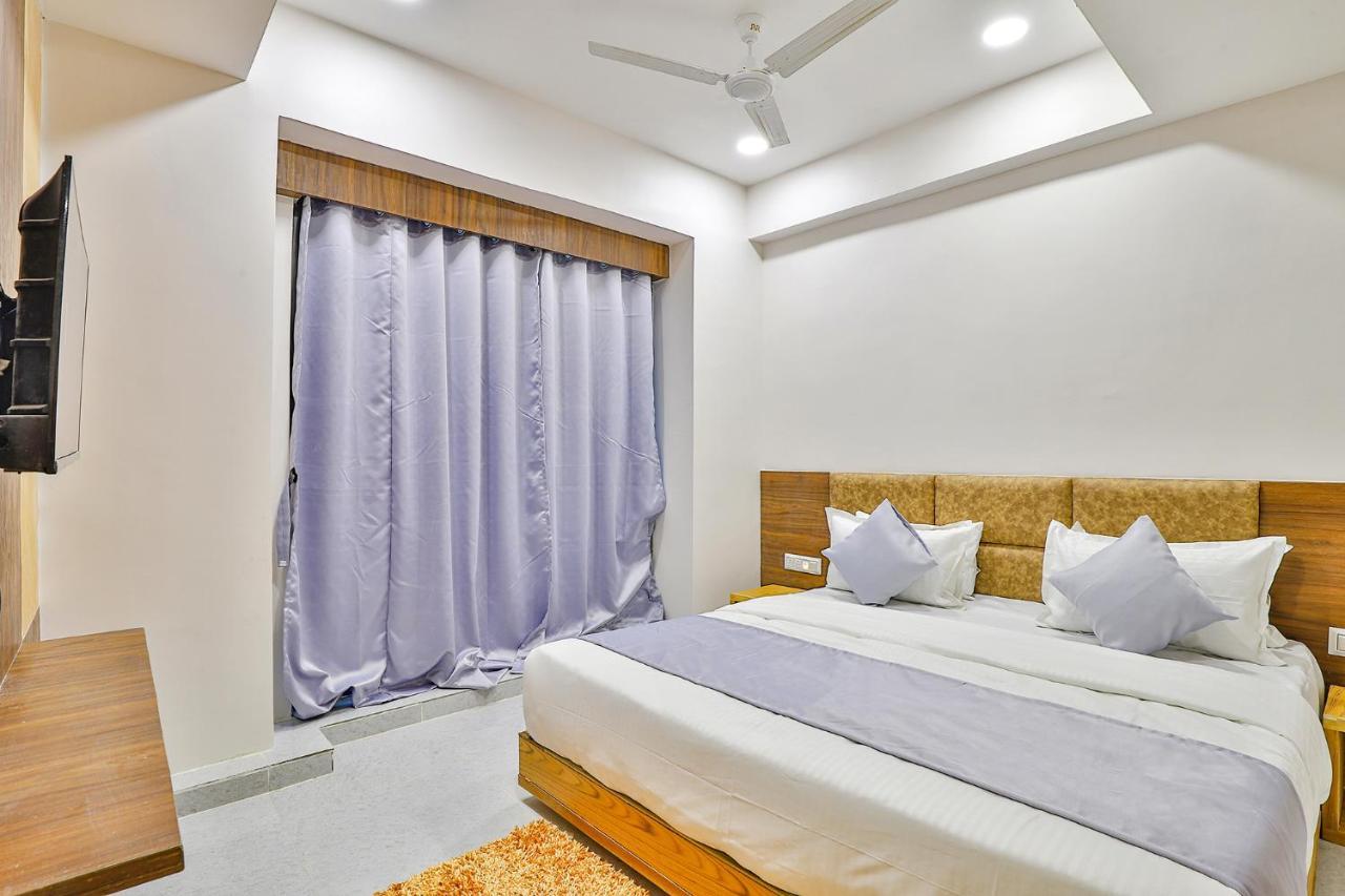 Fabhotel Parkland A Ahmadabad Zewnętrze zdjęcie
