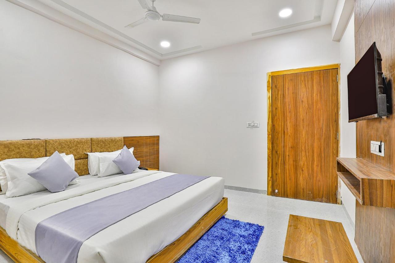 Fabhotel Parkland A Ahmadabad Zewnętrze zdjęcie
