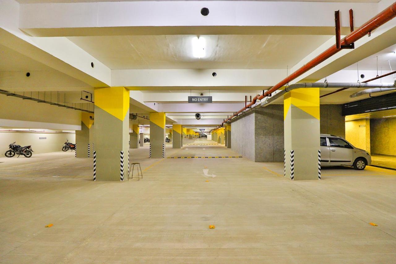 Fabhotel Parkland A Ahmadabad Zewnętrze zdjęcie