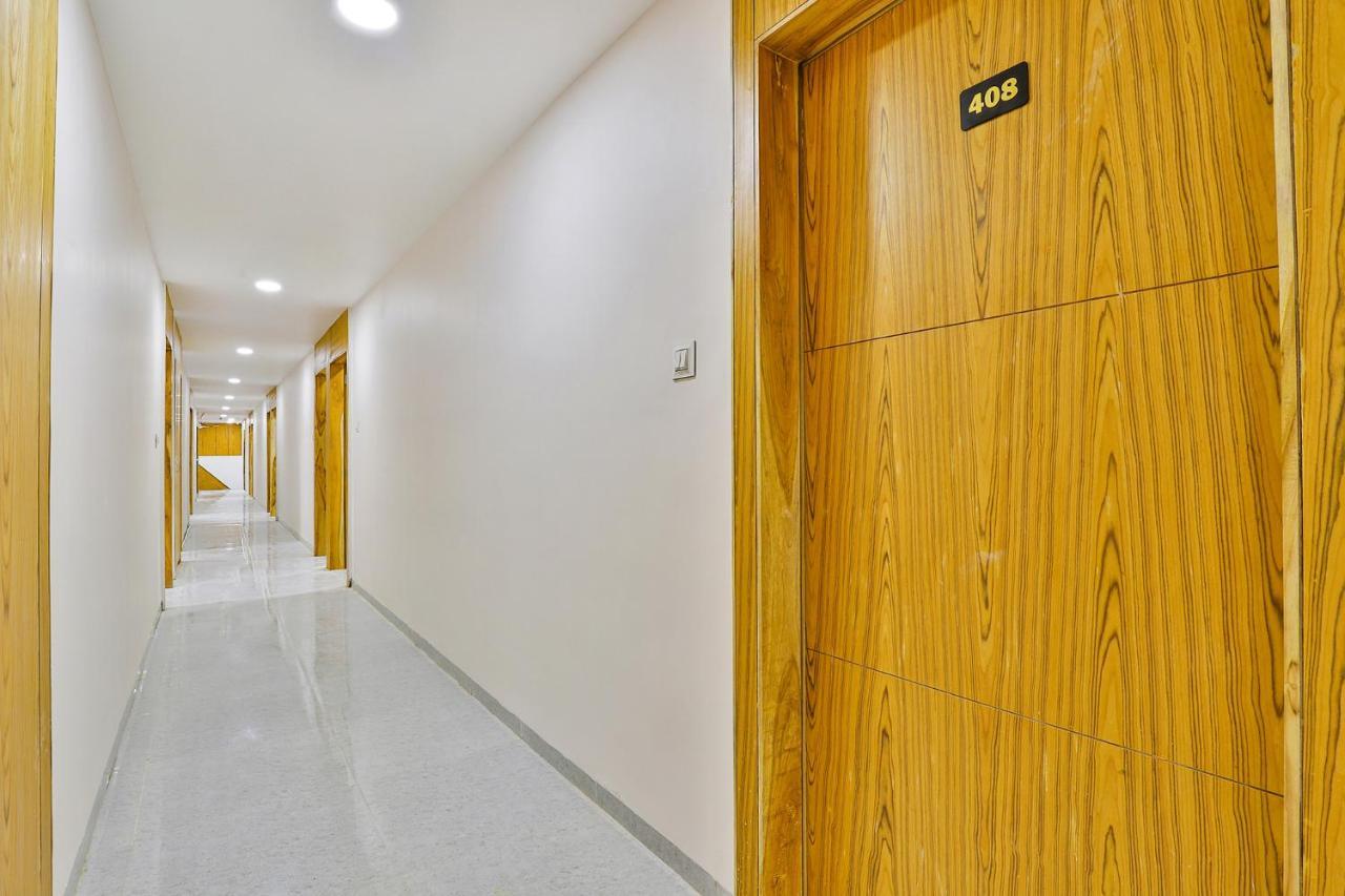 Fabhotel Parkland A Ahmadabad Zewnętrze zdjęcie
